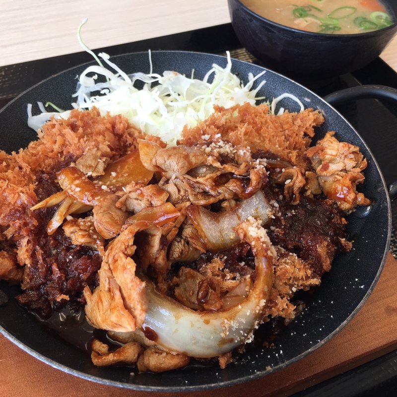 デミチキンカツ定食(かつや 尼崎西難波店)