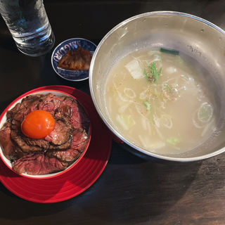 炙りレアハラミ丼定食(韓湯 みっちゃん)