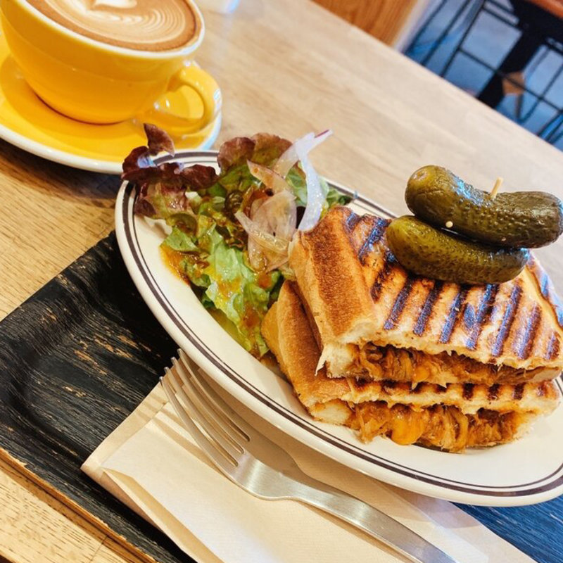 BBQプルドポークチーズメルトサンドイッチ(The Otherside Coffee)