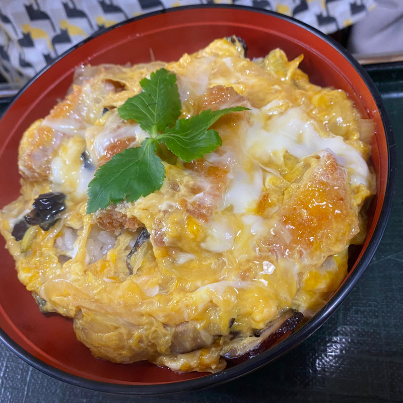 かつ丼(ちゃんこ 萩乃井 )