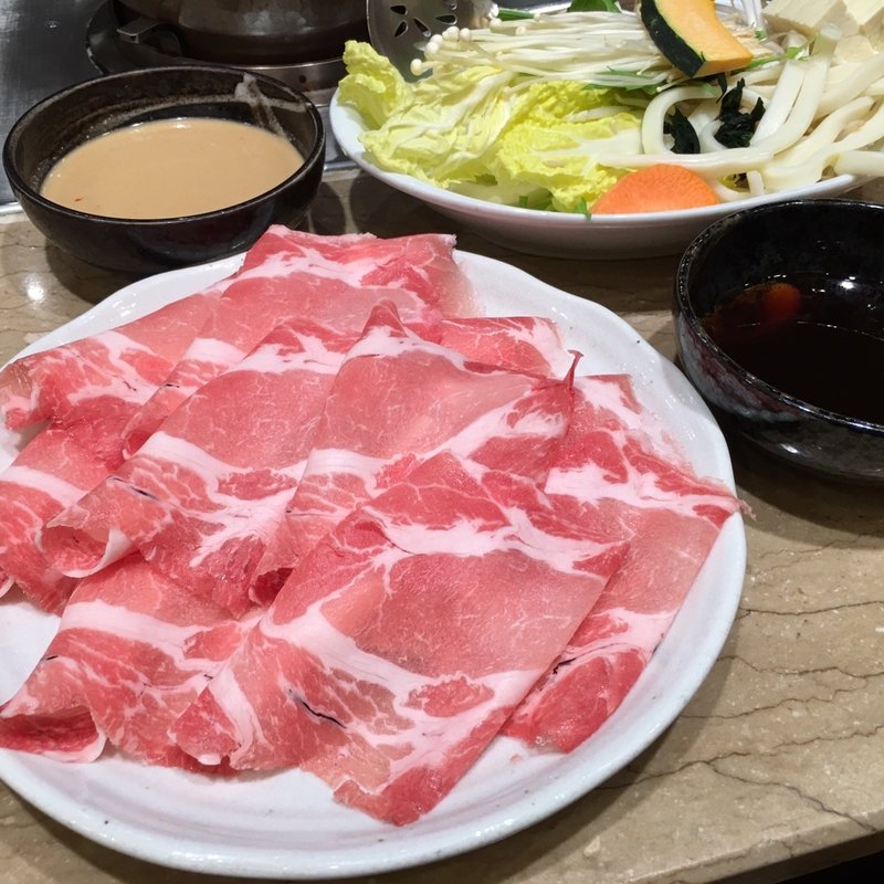 しゃぶしゃぶ豚M(しゃぶしゃぶ new KOBE 堂島店)