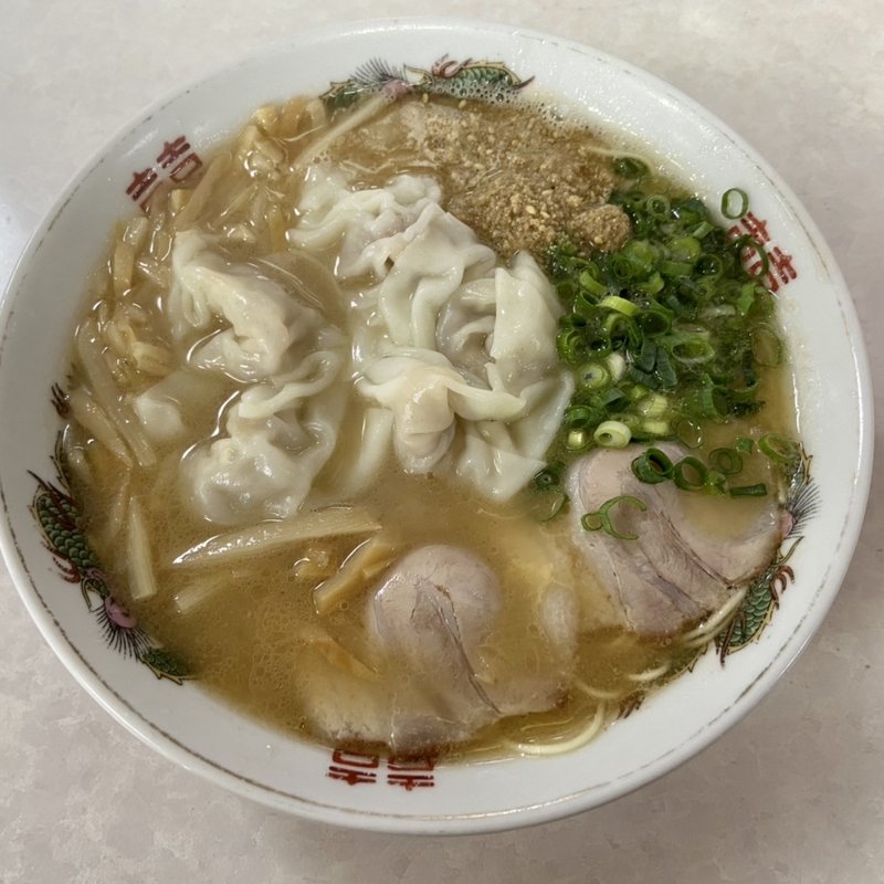 ワンタンメン(一九ラーメン いち里)