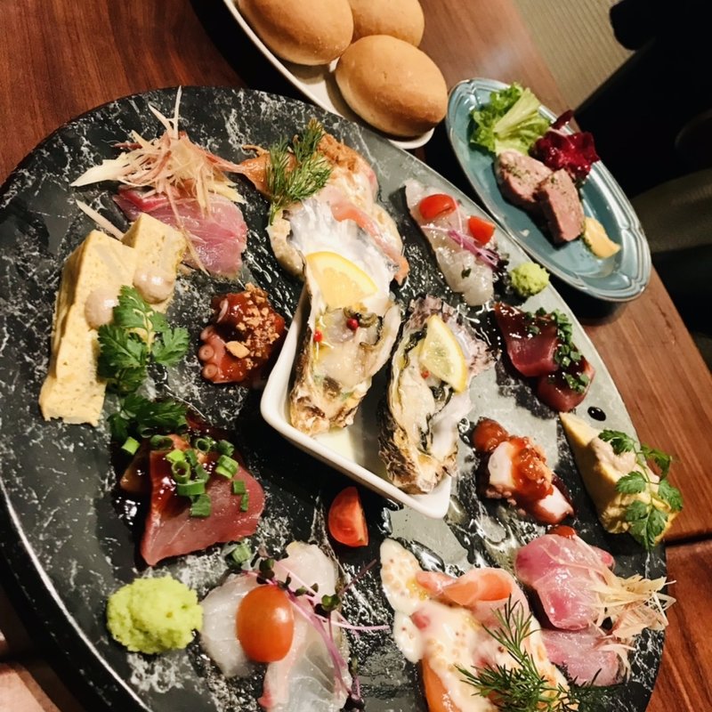 海の幸のカルパッチョ(Mサイズ)(びすとろ UOKIN 池袋)