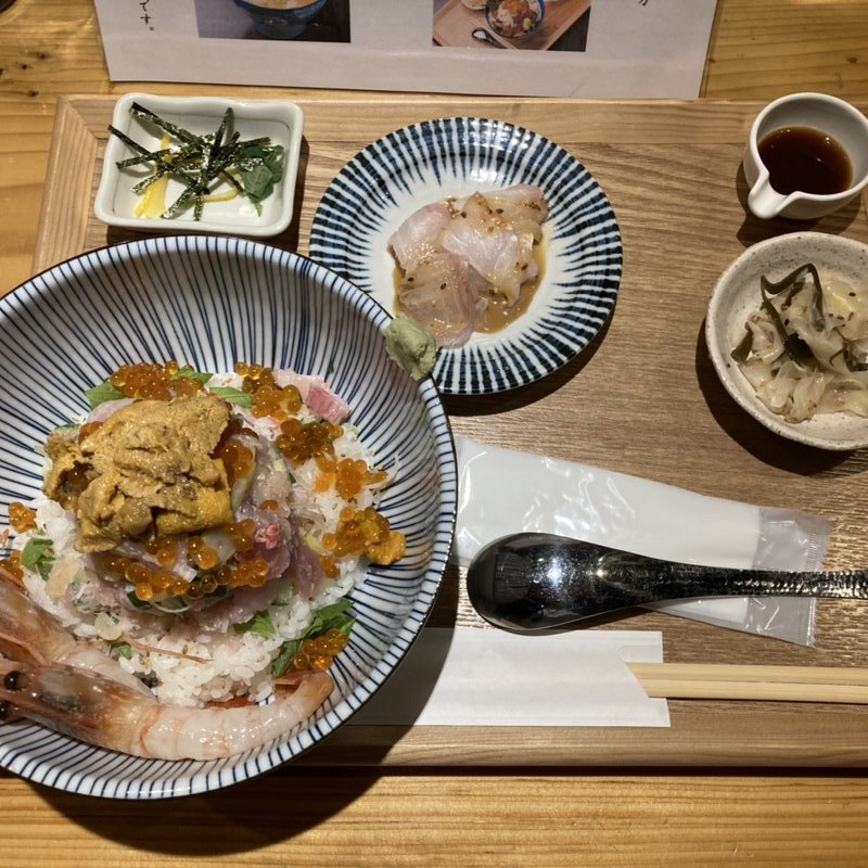 極上(仙台ぜいたく丼　閣)