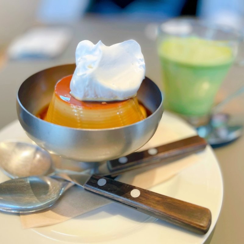 自家製のプディング(100本のスプーン TACHIKAWA)