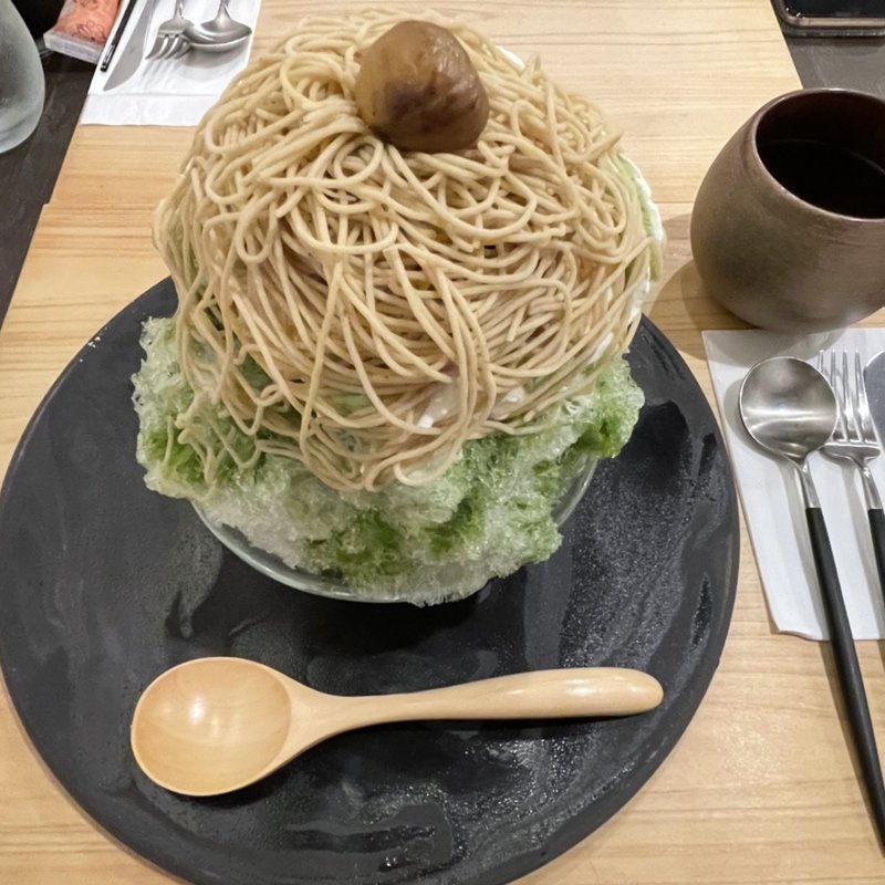 (栗座〜和栗モンブラン専門店〜)