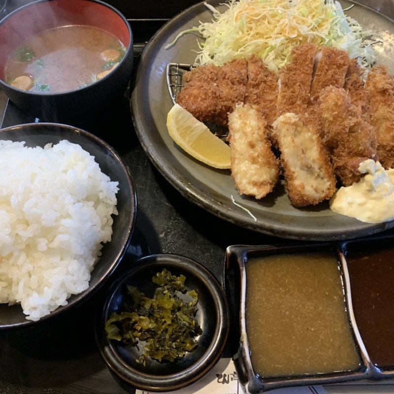 ロースカツミックス（カキフライ・エビフライ(とんかつ とん亭)