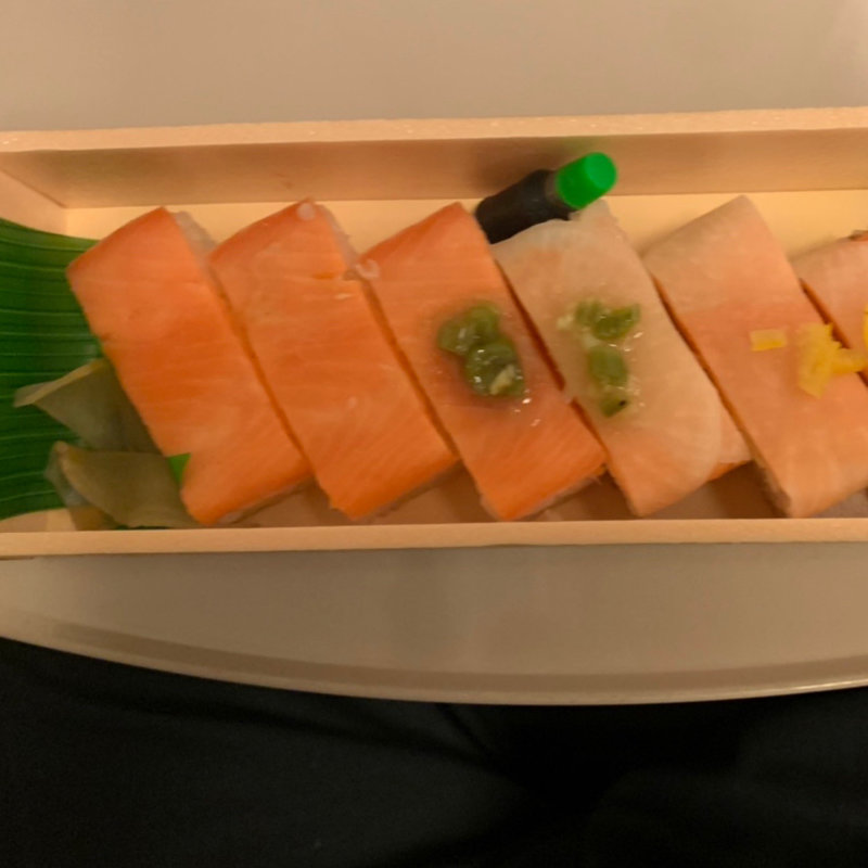 みやぎサーモン押し寿司(駅弁屋 祭 仙台駅店 )