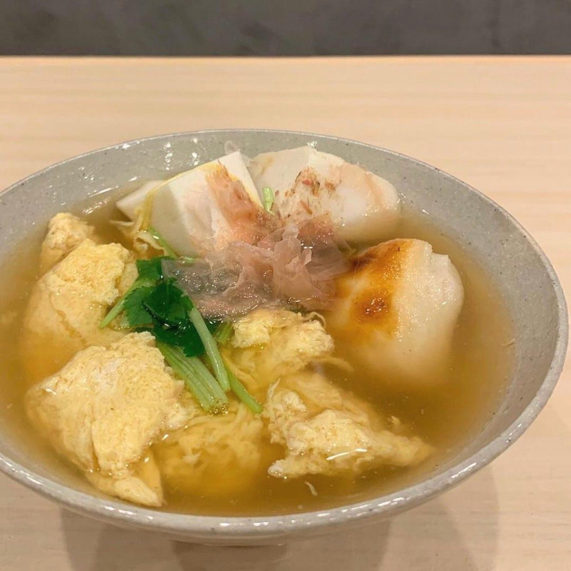 お雑煮(かつお食堂)