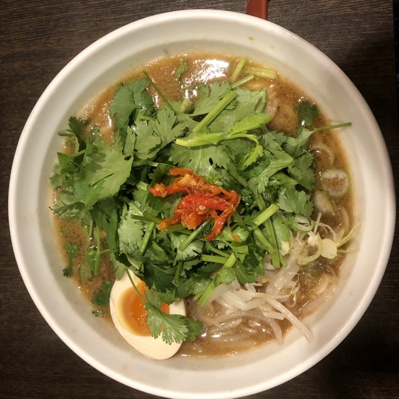 塩パクチーラーメン(ラーメン ぷん楽 )