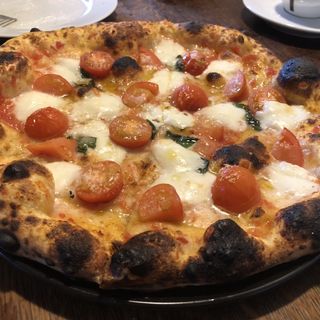 マルゲリータDOC (イル・ピッツァイオーロ （Il Pizzaiolo）)