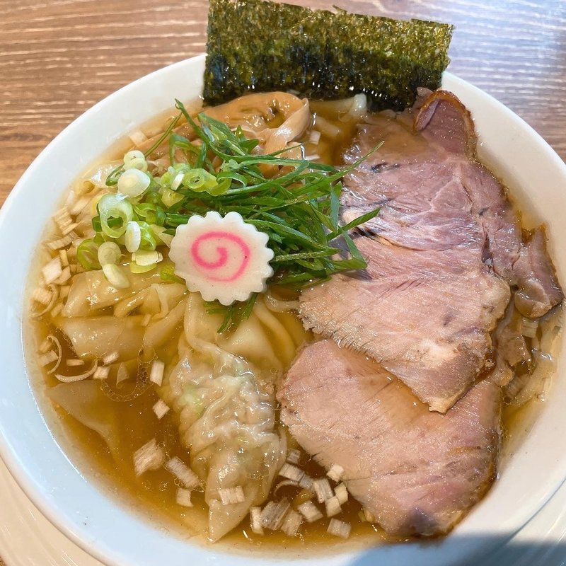 丸鶏醤油ちゃーしゅうわんたん麺(蔵前 中華そば 高ひろ)