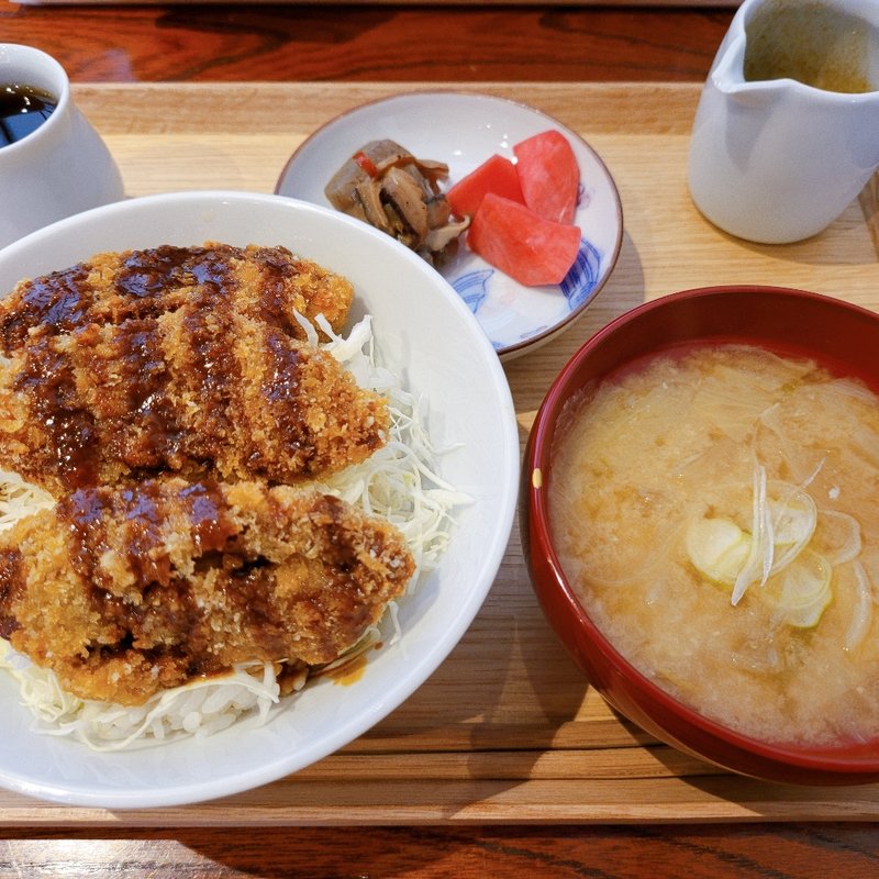 車麩のカツ丼(食堂Kontsh)