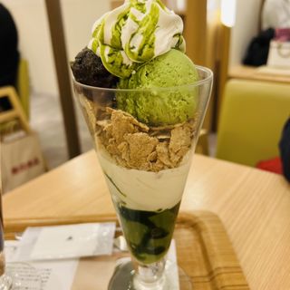 抹茶生チョコレートパフェ(ナナズグリーンティー ららぽーとTOKYO-BAY店 （nana's green tea）)