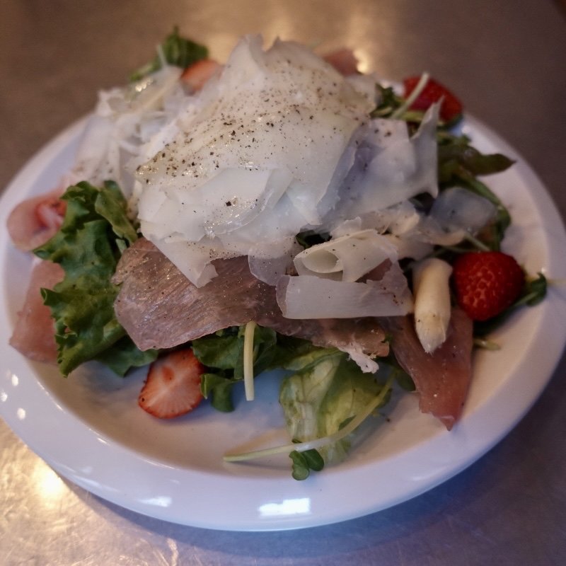 生ハムサラダ(クラフトビアバル　IBREW WIRED （アイブリューワイアード）)