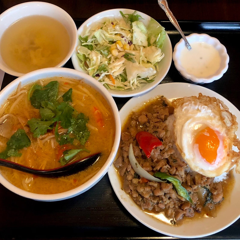 ランチ(ロータスラウンジ 新宿 )