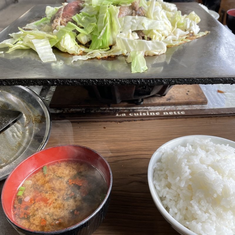 肉 各種(びっくりや )