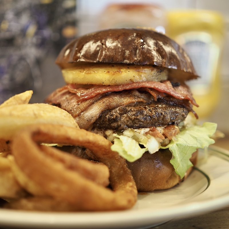 パインベーコンバーガー(The Burger Stand nutmeg)