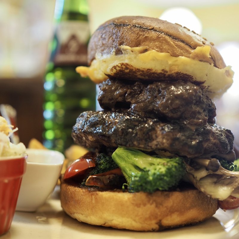 シチュードシャンクバーガー(BACK HOME meal & bake （バックホーム）)