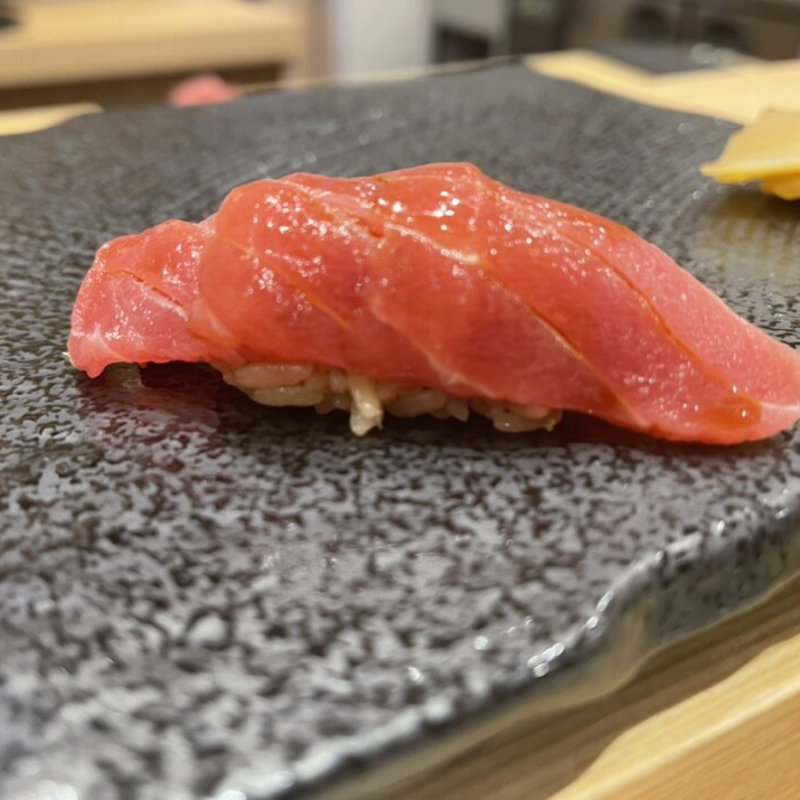 赤身(鮨うら山　栄離れ)