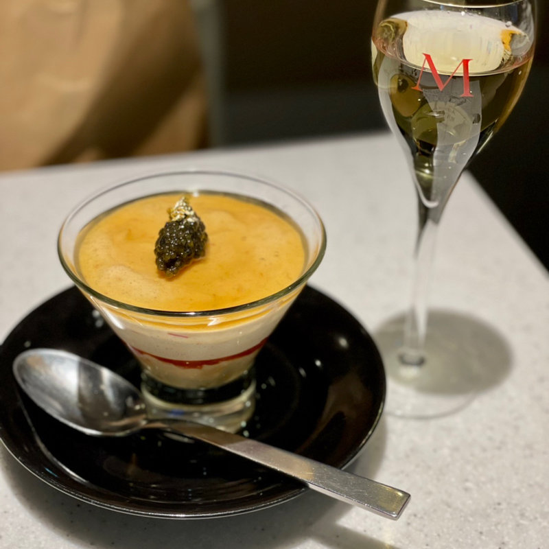 ズワイガニのフランとカリフラワーのムースキャビア添え(俺のフレンチ・イタリアン AOYAMA )