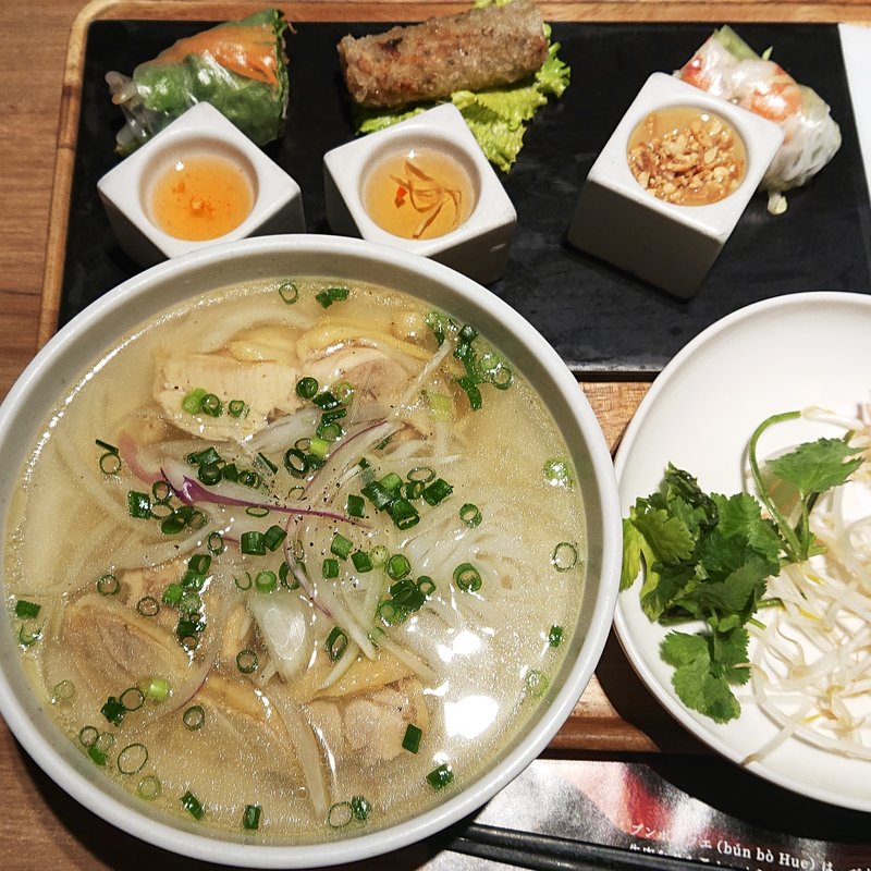 選べるフォーのセット(ベトナム料理 ロータスパレス 池袋東武スパイス Vietnamese Restaurant Lotus Palace Ikebukuro)