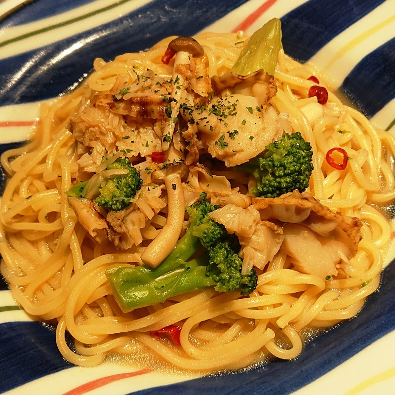 ホタテとしめじのバター醤油パスタ(サンマルクカフェ イオンモール鶴見緑地店)