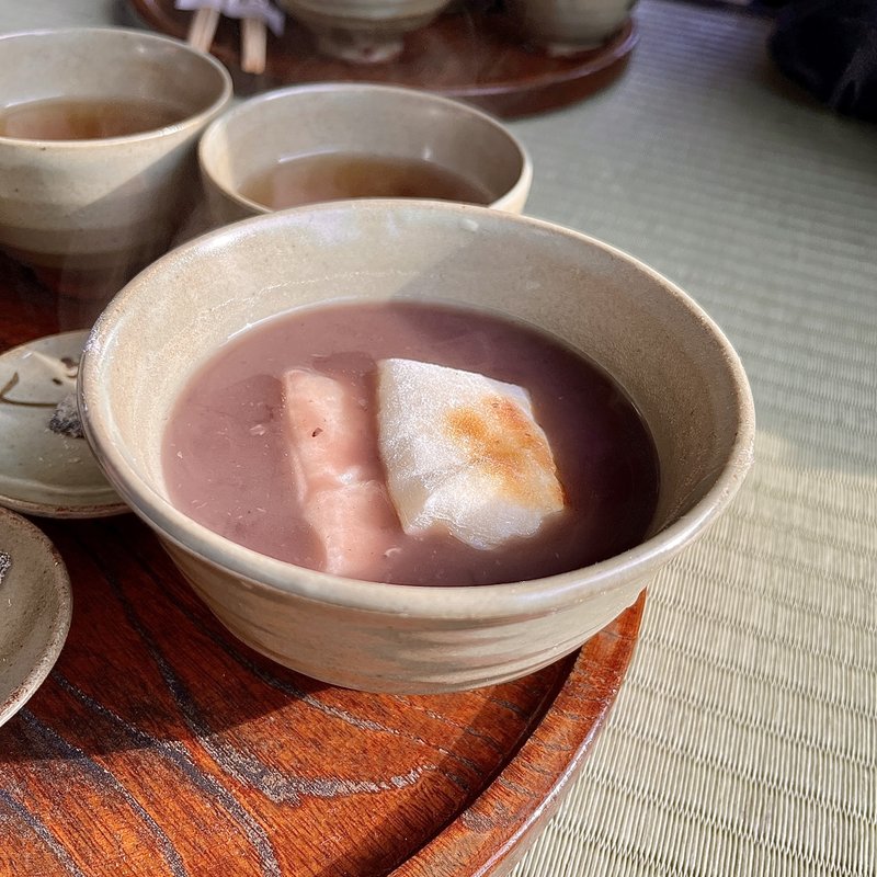 あかふく　 甑（こしき） | 伊勢名物 赤福