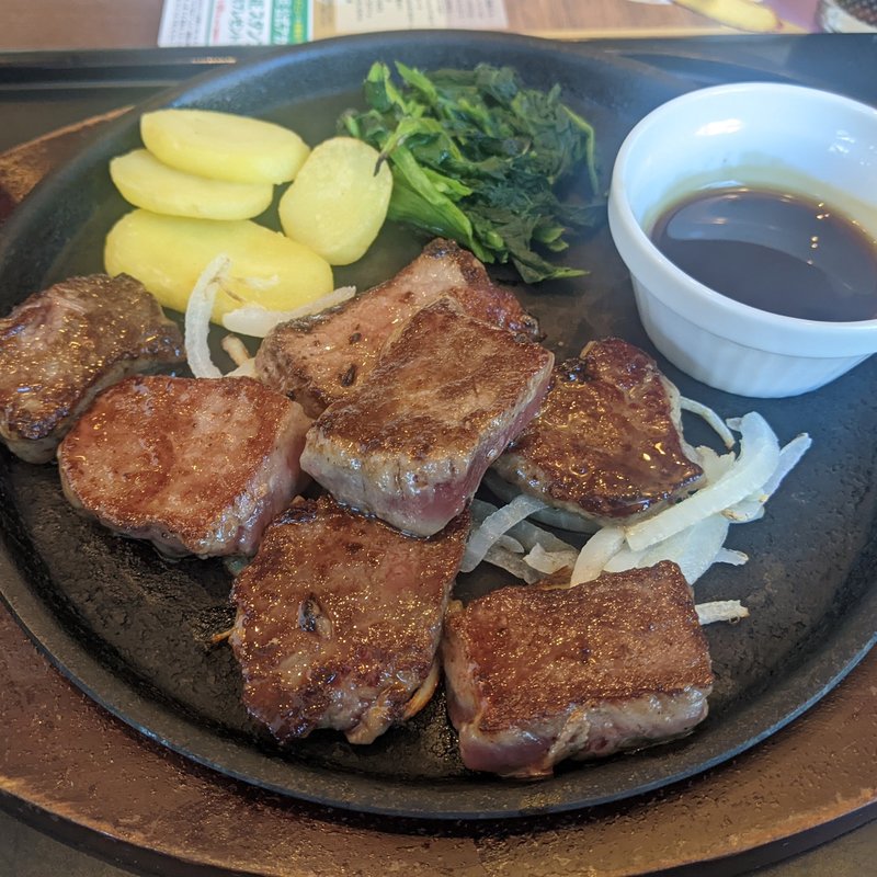 カットステーキ(デニーズ ThinkPark店)