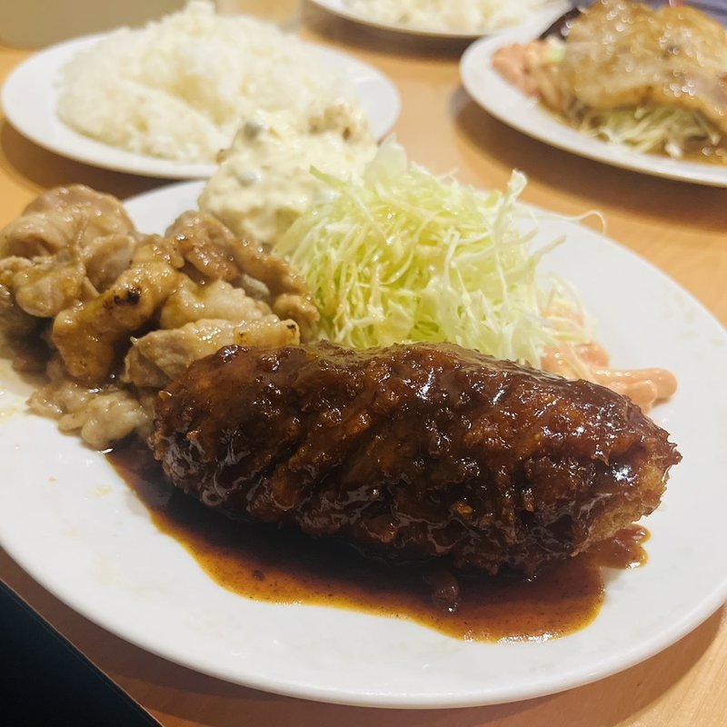 メンチカツと生姜焼きとチキン南蛮(キッチンまつむら )