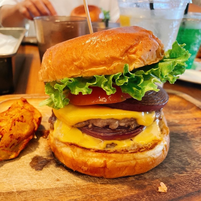 ダブルチーズバーガー(ヴィレッジヴァンガードダイナー吉祥寺店)