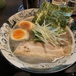 コク正油あじ玉らぁめん