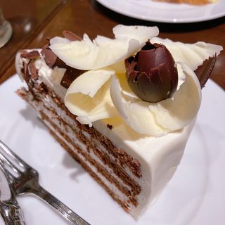 ブラック&ホワイトチョコレートケーキ(ハーブス ルミネエスト新宿店 （HARBS）)