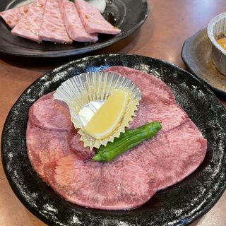 上タン塩焼(東京飯店 豊玉店)