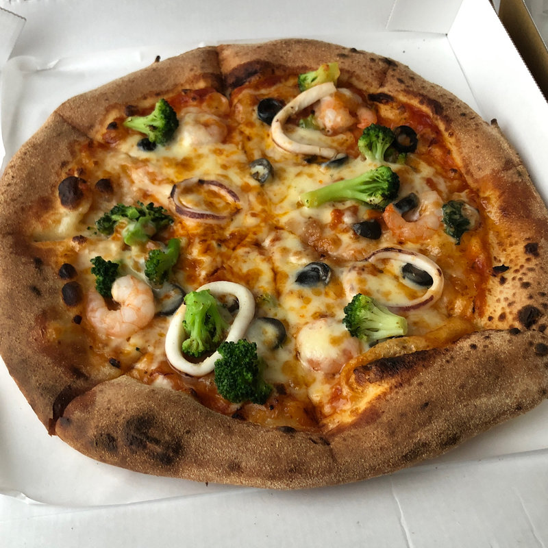 イカと海老(ナポリの窯 元住吉店)