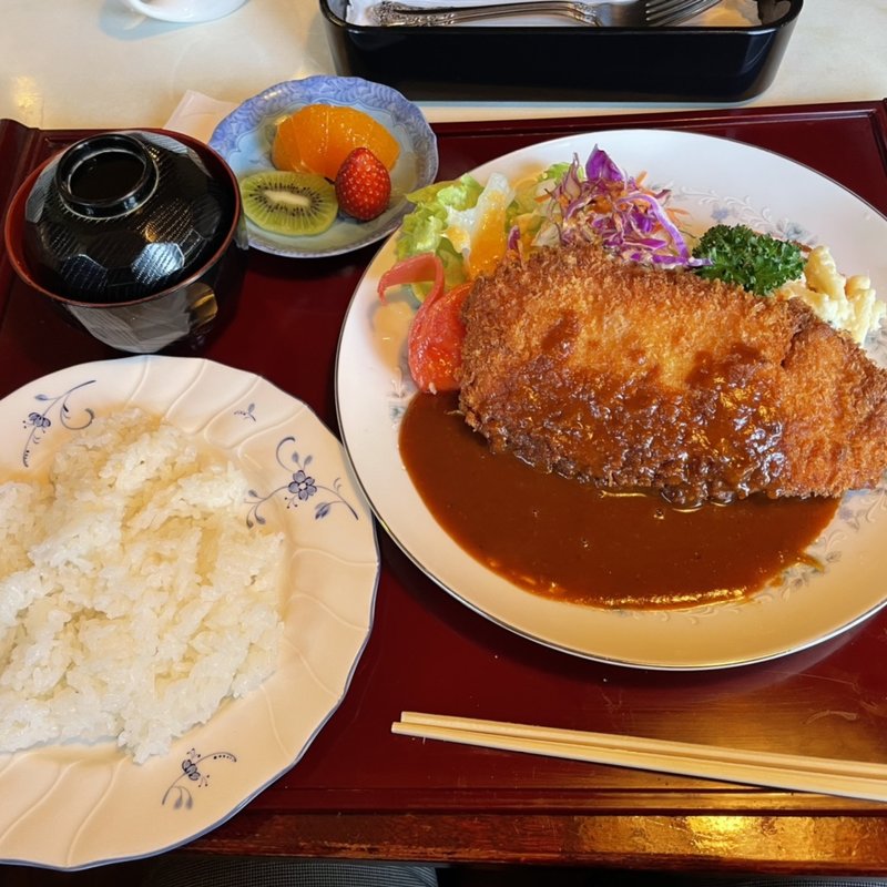 ポークカツレツ(レストラン タキ)