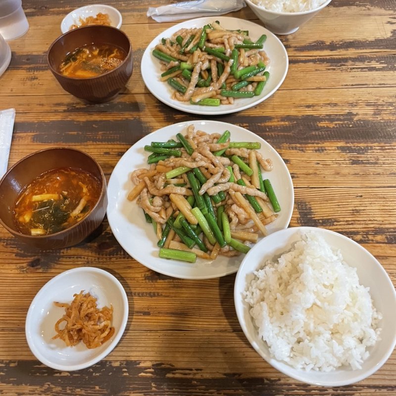ニンニクの芽と豚肉の細切り炒め(中華第一家 杜記)