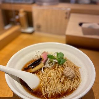 醤油らぁ麺(らぁ麺吉井)