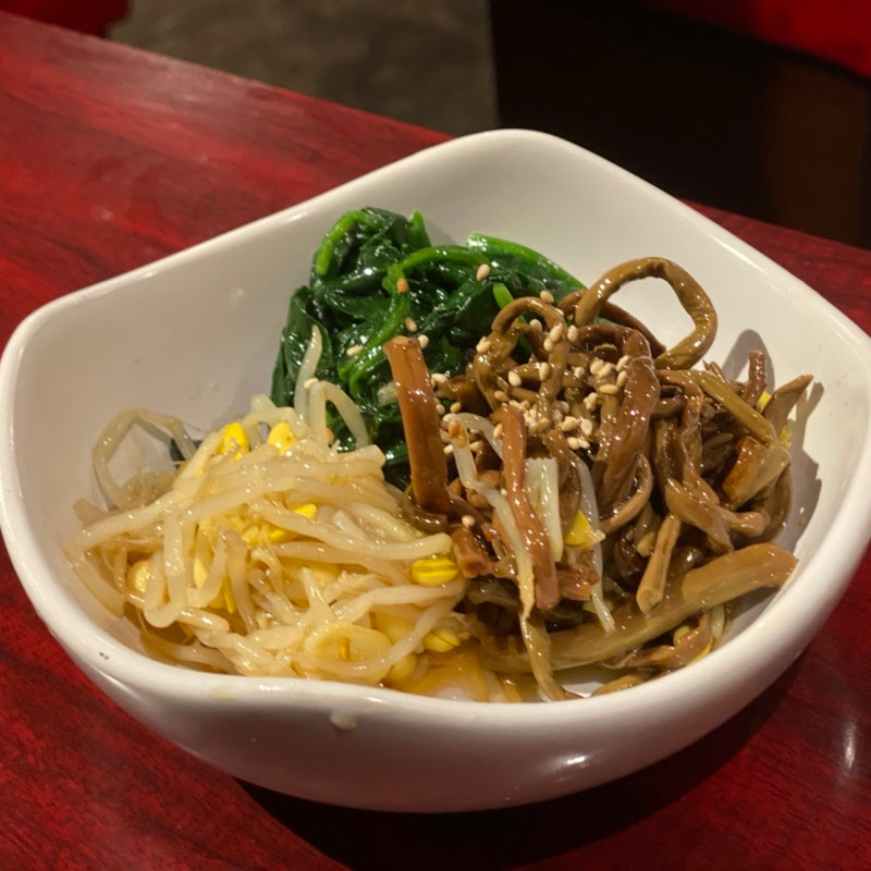 ナムル(ホルモン・焼肉 キムチ)