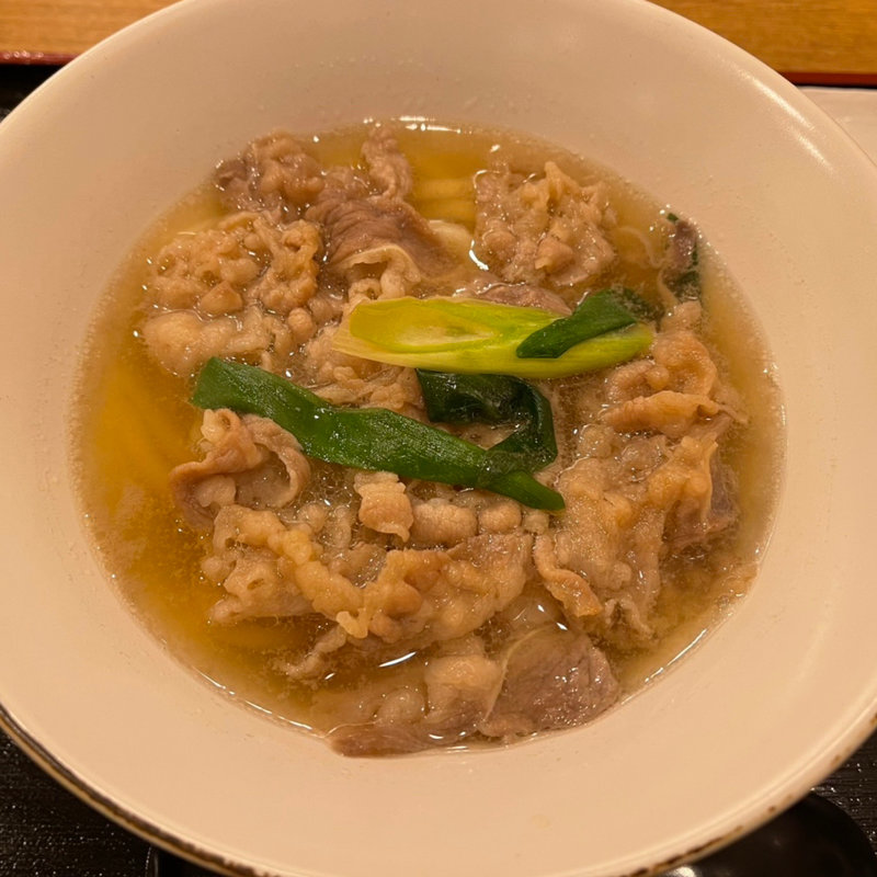 牛肉うどん(讃岐うどん寿)