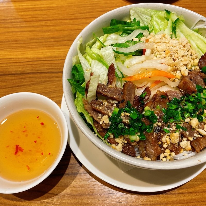 焼肉ビーフン(saigon 究)
