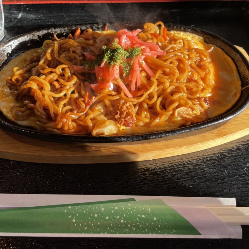 鉄板焼きそば(深大寺天然温泉 湯守の里 )