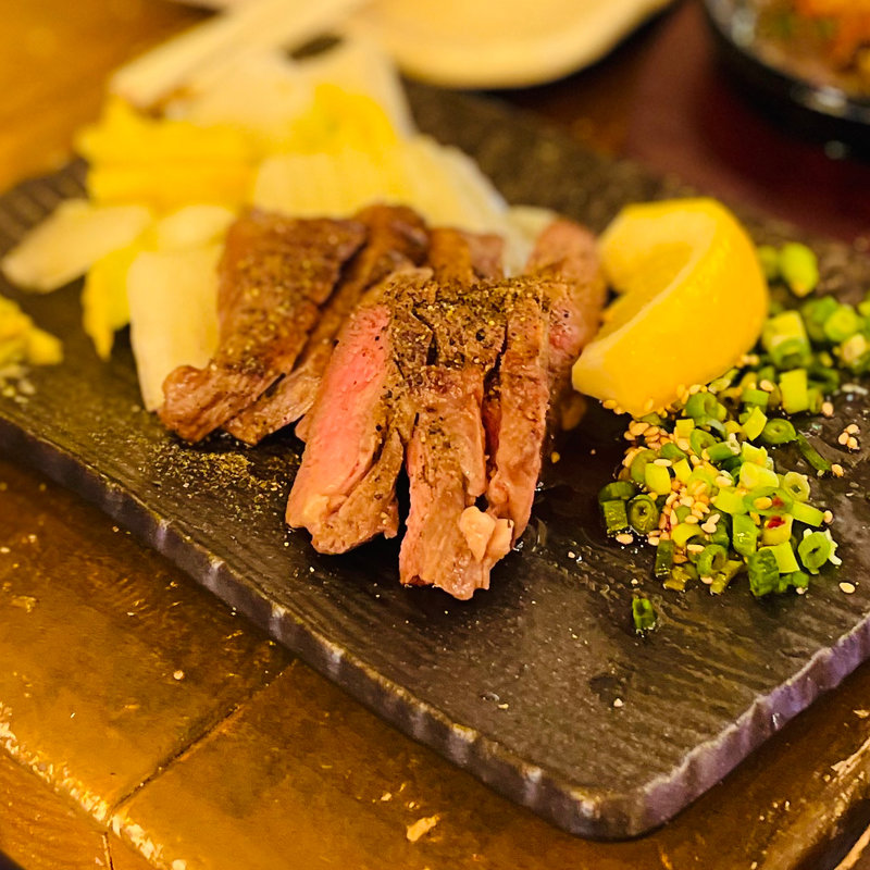 タン元の炙り焼き(牛の最上 有楽町産直横丁)