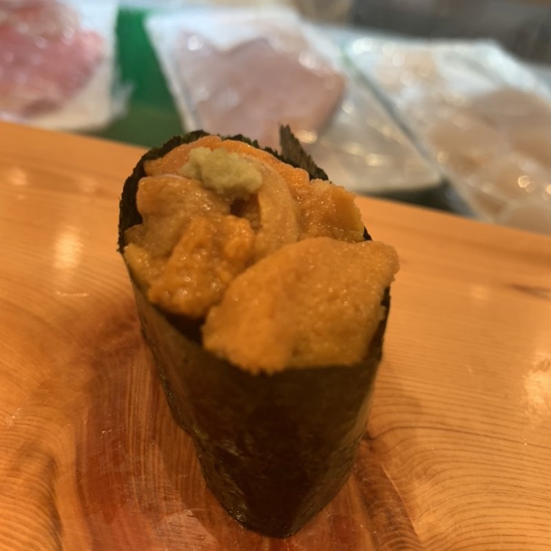 ウニ軍艦(海鮮すし処 下駄や （カイセンスシドコロゲタヤ）)