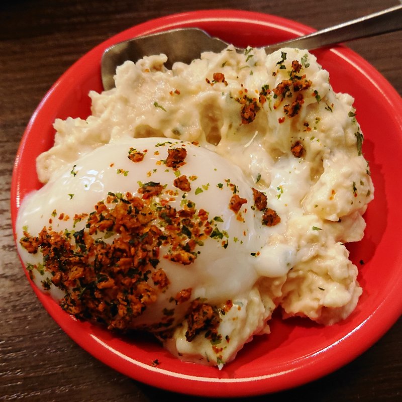 温玉そぼろのポテサラ(やきとり家 すみれ 川崎店)