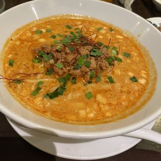 坦々麺(麒麟中華大食堂 （【旧店名】麒麟菜館）)