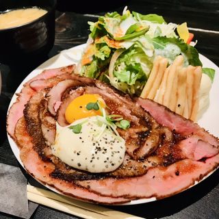 ローストビーフ定食(レッドロック 原宿店)