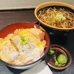 ミニカツ丼セット(蕎麦処 めとろ庵(めとろあん) メトロピア店)