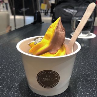 ソフトクリームショコラ ポティロン(LE CHOCOLAT ALAIN DUCASSE　ル・ショコラ・アラン・デュカス)