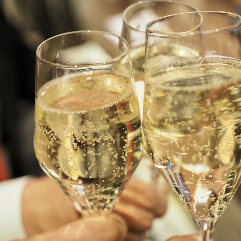 生スパークリング アルザイア(KOBE YAKITORI STAND 野乃鳥 新宿店)